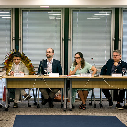 Futuro do Estado e da Democracia